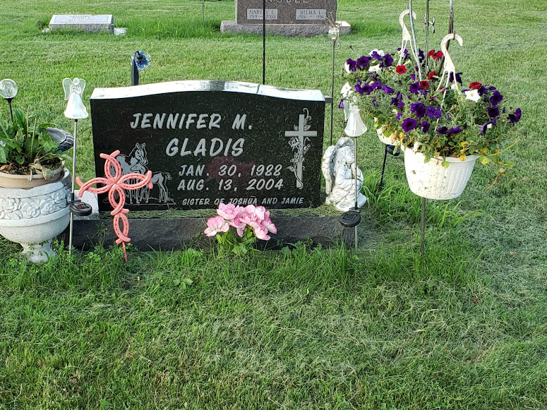 Grave of Jennifer Gladis